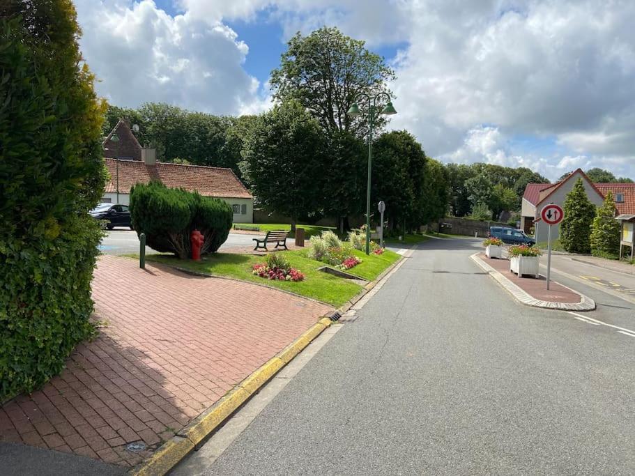 Hesdin-lʼAbbé Maison De Village Avec Jardin 15Mn Des Plages, Wifi, 2 Chambres, Jardin מראה חיצוני תמונה